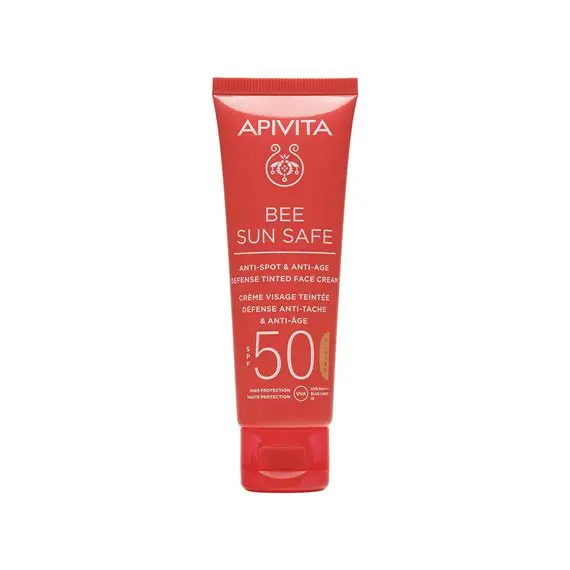 Apivita Bee Sun Safe Tinted Κρέμα Προσώπου κατά των Πανάδων & των Ρυτίδων με Χρώμα για Ανοιχτόχρωμες & Mεσαίες Επιδερμίδες SPF50, 50ml - Πρόσωπο στο Villagepharmacy